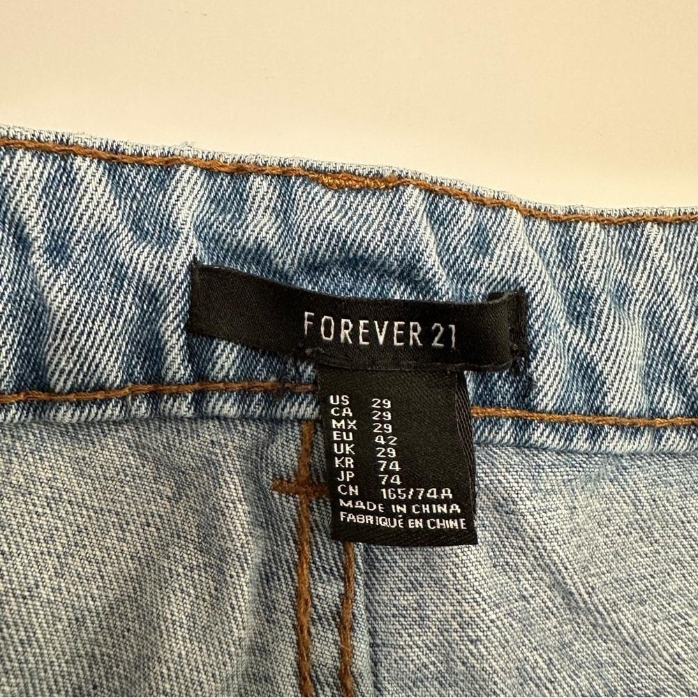 Mom Ripped Jeans‎ - Picture 2 of 14